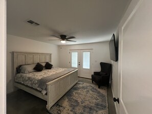 3 soverom, strykejern/-brett, wi-fi og sengetøy