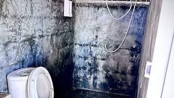 Classic Bungalow | Bathroom