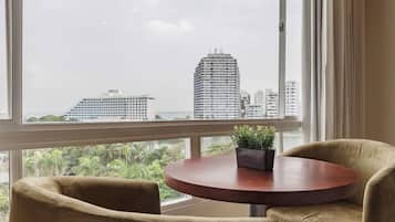 Habitación superior | 1 habitación, decoración personalizada y muebles diferentes