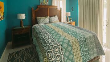 2 slaapkamers, een strijkplank/strijkijzer, gratis wifi, beddengoed