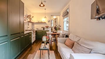 Basic Apartment, Multiple Beds | Interior