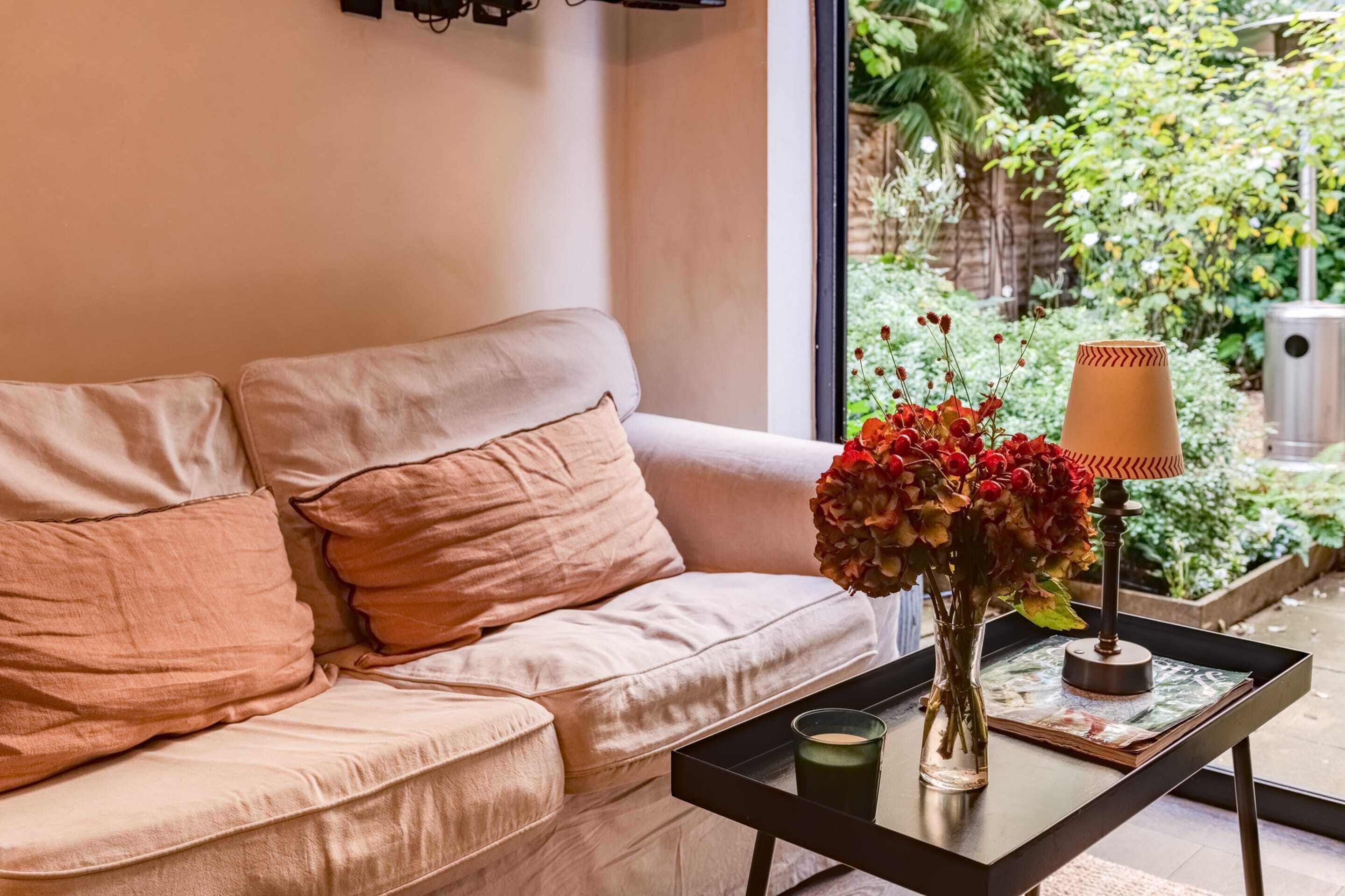 Basic Apartment, Multiple Beds | Living area | TV