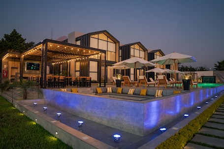 Exterior. Awqa Loft & Camp