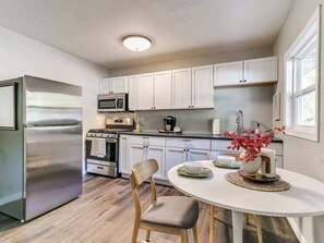 Fridge, microwave, oven, dishwasher - Modern 1BR/1BA Chic UrbanRetreat (Ames)