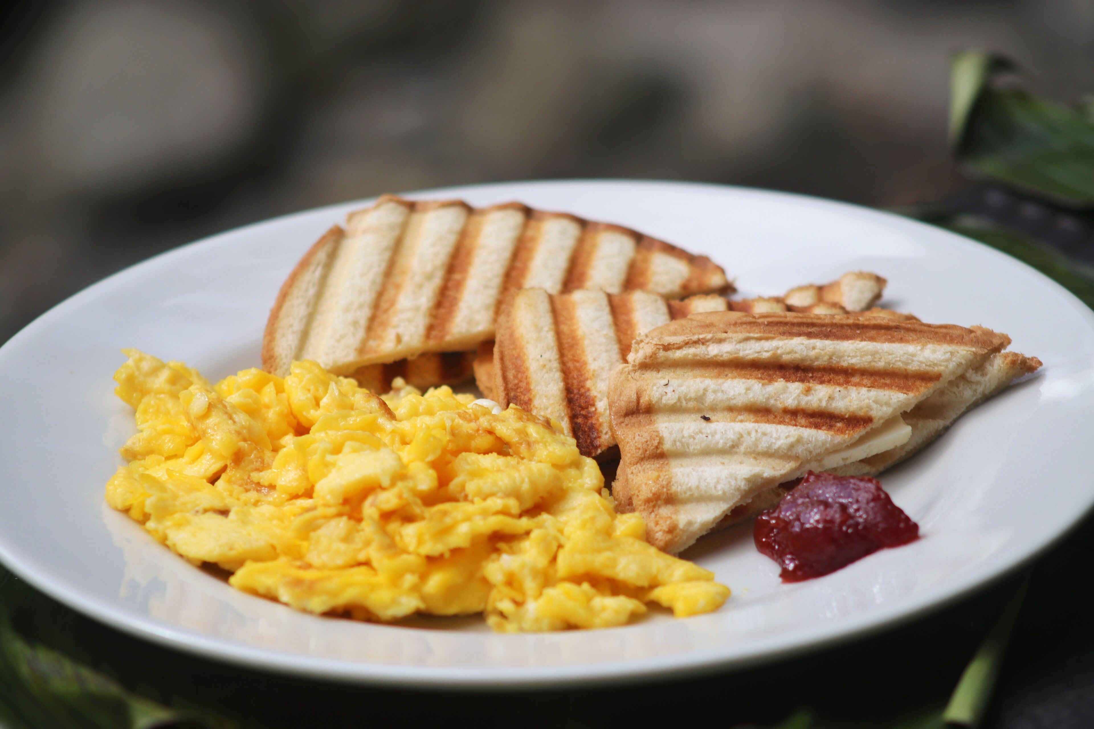 Free daily cooked-to-order breakfast