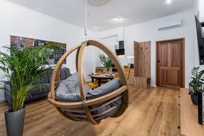 TV - Beautiful Cracow Apartments by Cozyplace - Ap. 7 (Kraków)