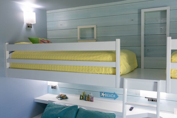 3 habitaciones, cuna de viaje, wifi gratis y ropa de cama 