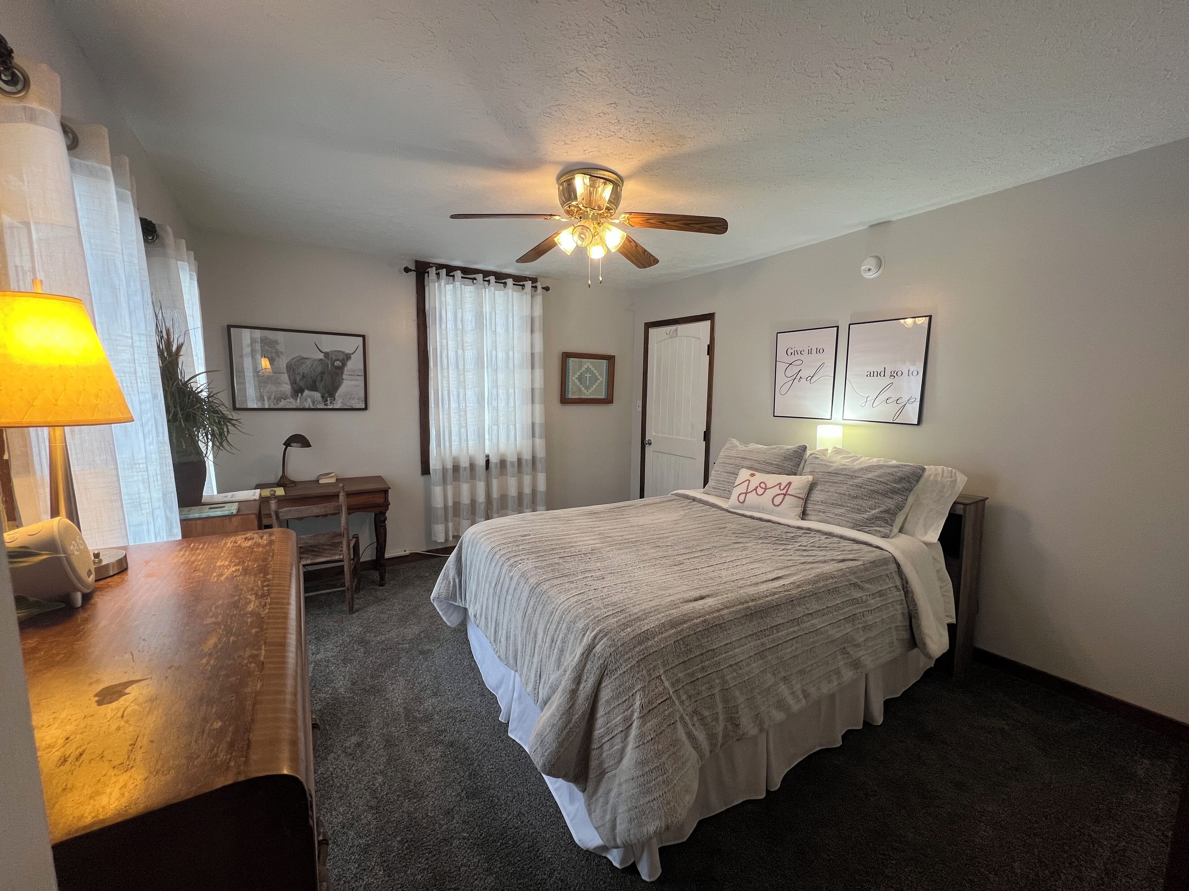 2 slaapkamers, een bureau, gratis wifi, beddengoed