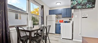 Aurora Gem: Cozy Studio, near Downtown Aurora