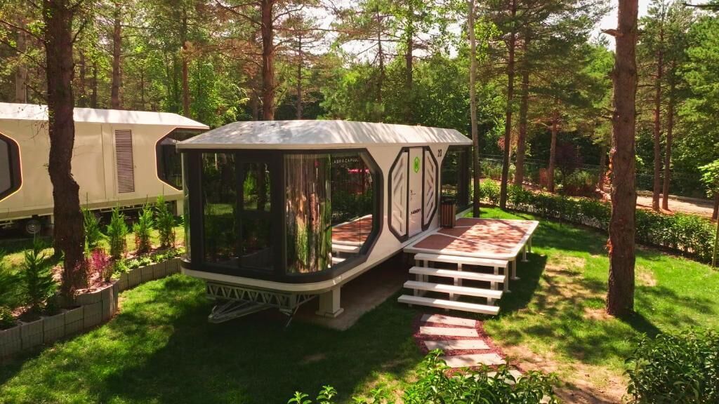 CAPSULE | 2 bedrooms, in-room safe, laptop workspace, blackout drapes