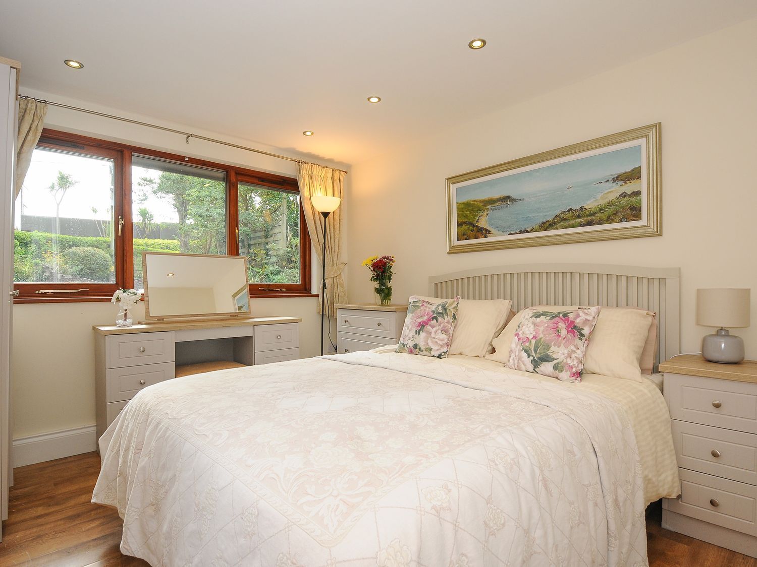 1 soverom, individuelt dekorert og individuelt innredet