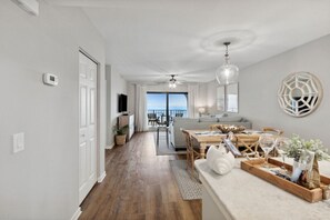 TV connectée, table de tennis de table