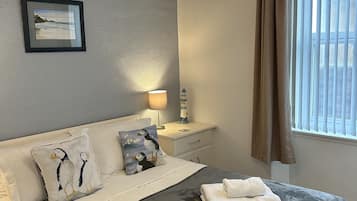 2 chambres, fer et planche Ă  repasser, lit parapluie, Wi-Fi gratuit