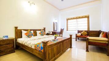 1 chambre, fer et planche Ă  repasser, Wi-Fi, draps fournis