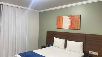 1 habitación, minibar y wifi gratis