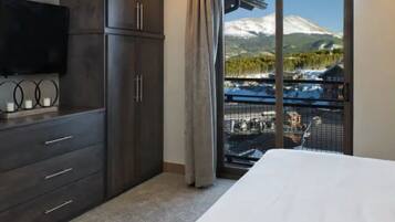 1 soverom, safe på rommet, strykejern/-brett og wi-fi