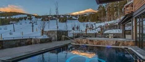 Indoor pool, outdoor pool