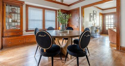 Stunning 3BR - Near Cleveland Clinic Main Campus