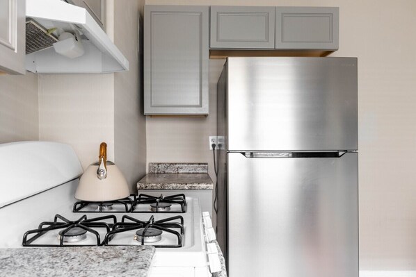 Oven, stovetop, coffee/tea maker