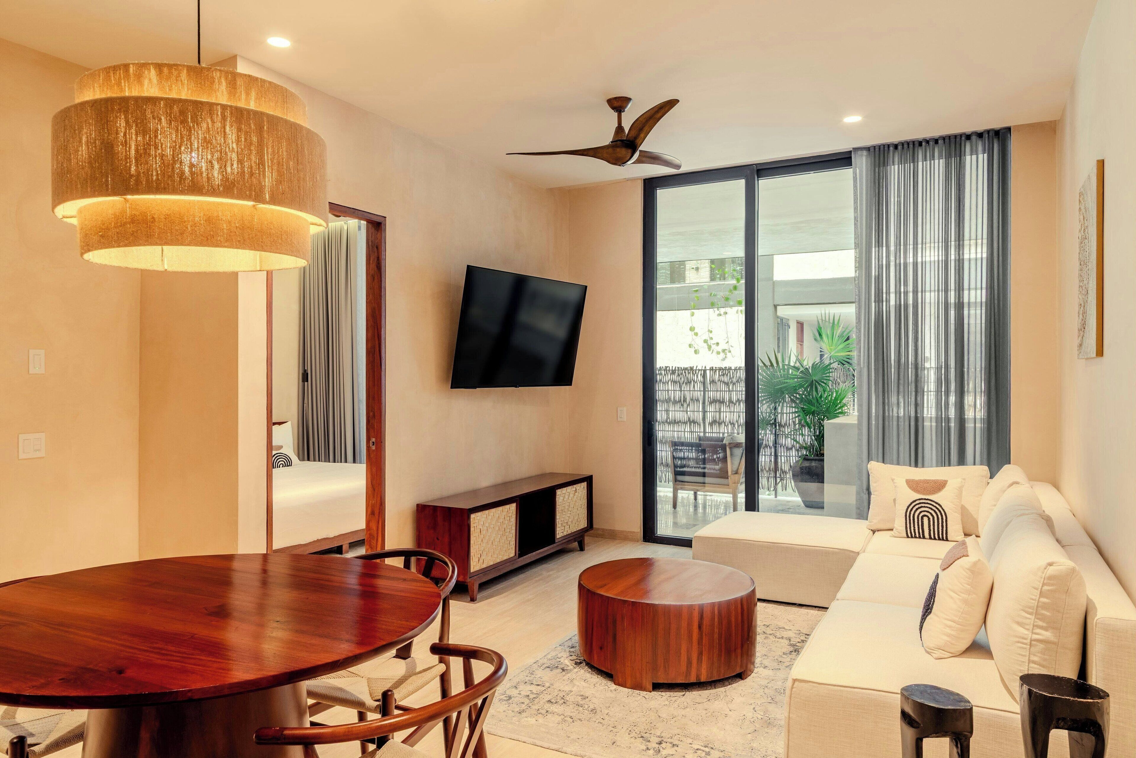 Luxury one bedroom apartment with 1 king bed & PLUNGE POOL | 1 bedroom, hypo-allergenic bedding, in-room safe, blackout drapes