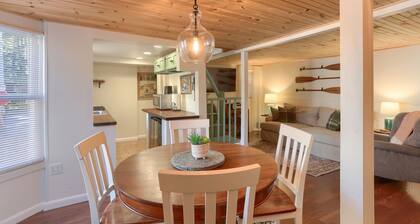 2 Bedroom fully updated cozy Mt. Gretna Cottage with parking