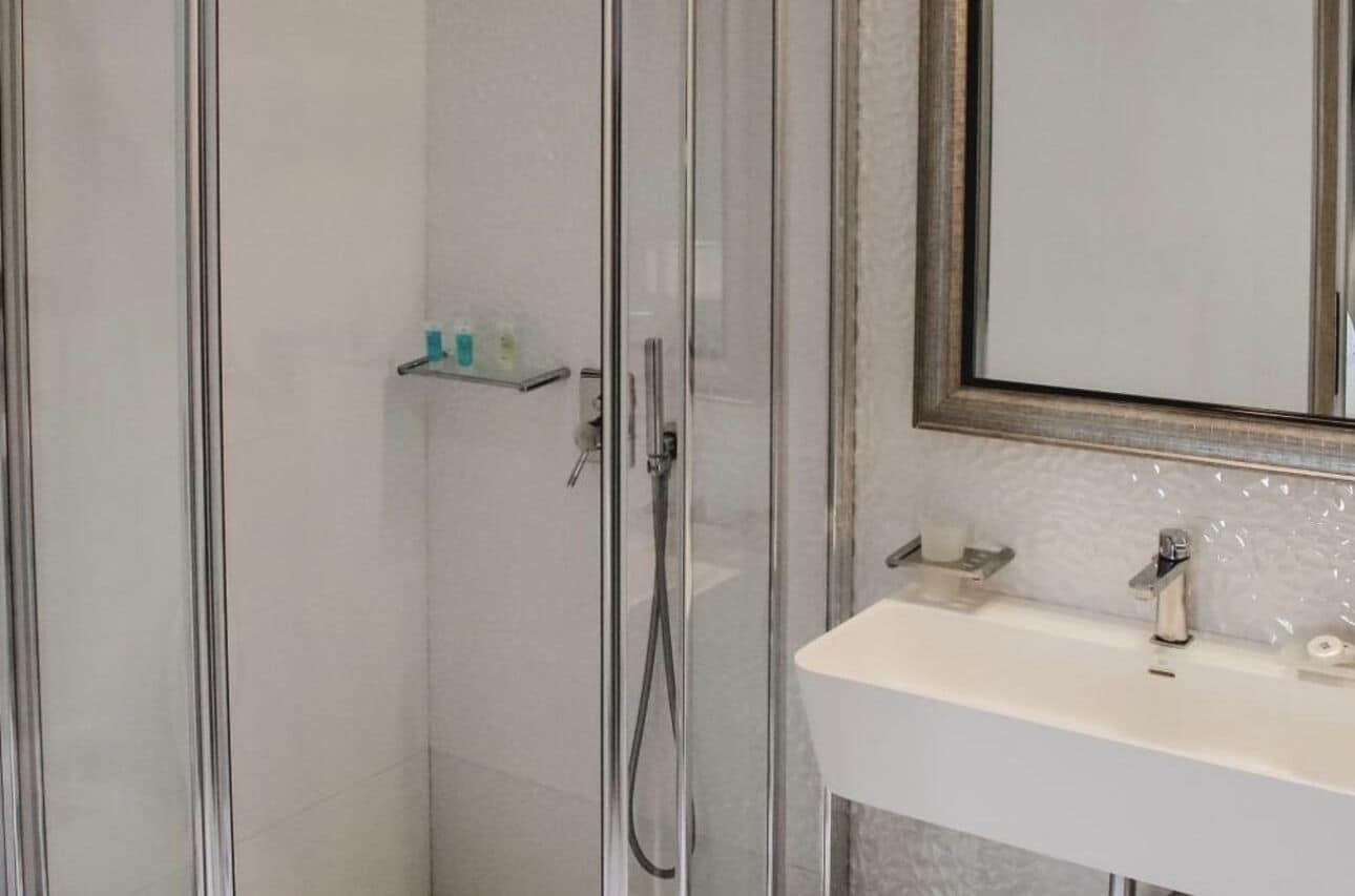 Photo - Demi Hotel