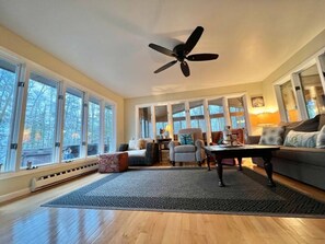 Smart TV, fireplace, video games, DVD player