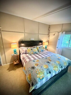 3 bedrooms, in-room safe, free WiFi, bed sheets