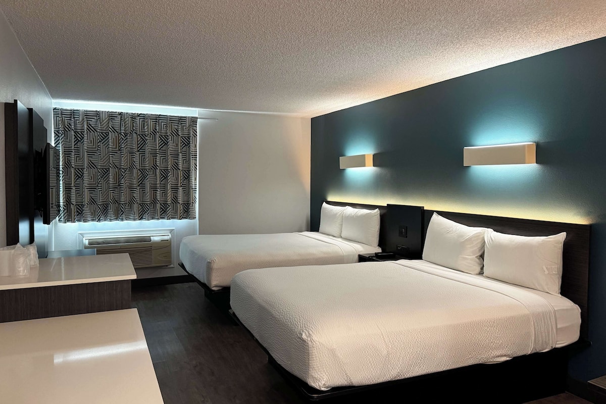 Blackout drapes, free WiFi, bed sheets, wheelchair access