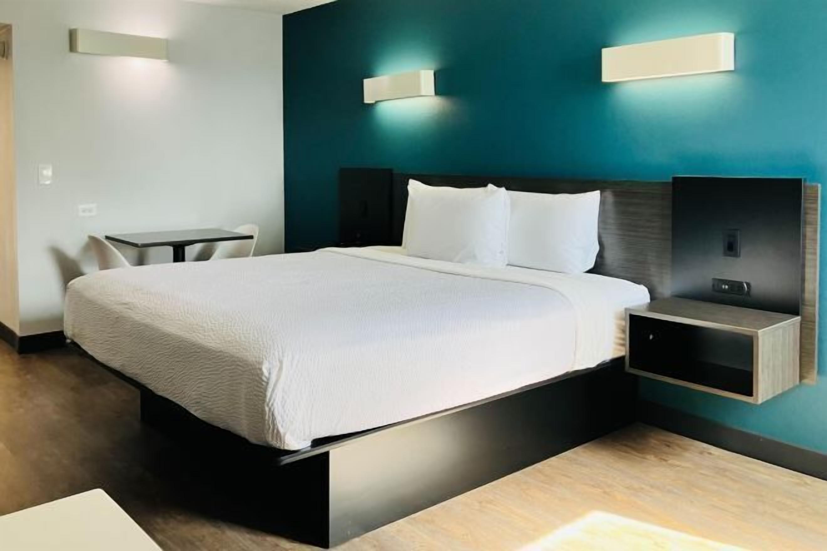 Blackout drapes, free WiFi, bed sheets, wheelchair access