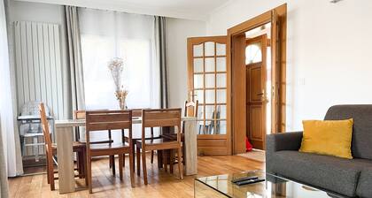 Belle Maision Proche Paris , Parking Gratuite Avec Jardin , vue la Tour Eiffel