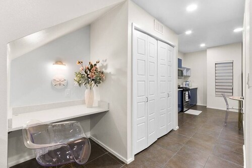 Coastal Cottage Themed 4BR Near Fort Bliss