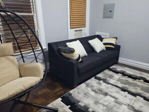 Living area - chiltown House (The Bronx)