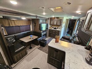 Interior - Key Lime Resorts - Unit #1 RV Retreat Villa (Monticello)
