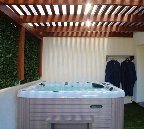 Cosalà Appartement avec spa privatif sauna et jacuzzi à 5 minutes de Nancy