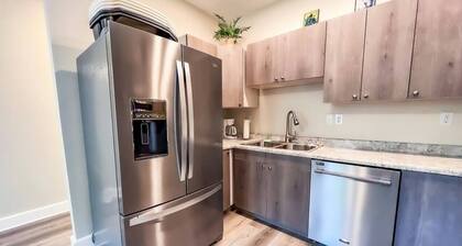 Coastal Blue: Minutes to Cedar Point and Sports Complex! Sleeps 10