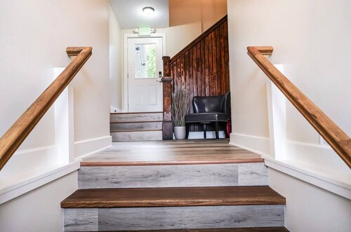 Coastal Green: Minutes to Cedar Point- Sleeps 11
