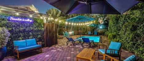 屋外プール、温水プール