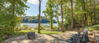 Waterfront Lusby Escape w/ Fire Pit & Kayaks!