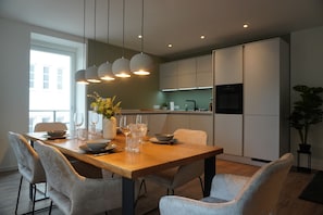 Condo familiar | Tabla de planchar con plancha y wifi gratis 
