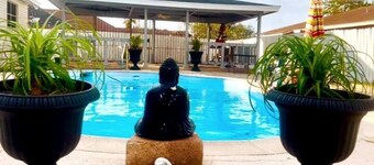 Casa Santa Clara with Swimming Pool near Golf Country Clubs