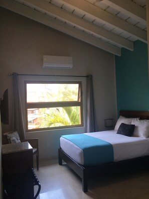 1 bedroom, WiFi, bed sheets - Double bed hotel room (Puerto Vallarta)