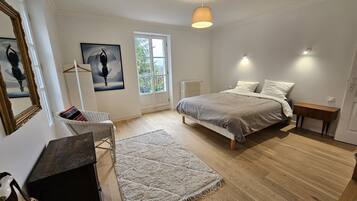 6 chambres, Wi-Fi, draps fournis