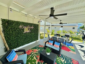 Outdoor dining - Huge Home Renovated 7 Bdr, 5 Bath 2 Pools 2 kitchens 2 Living rooms Best Beaches (Isabela)