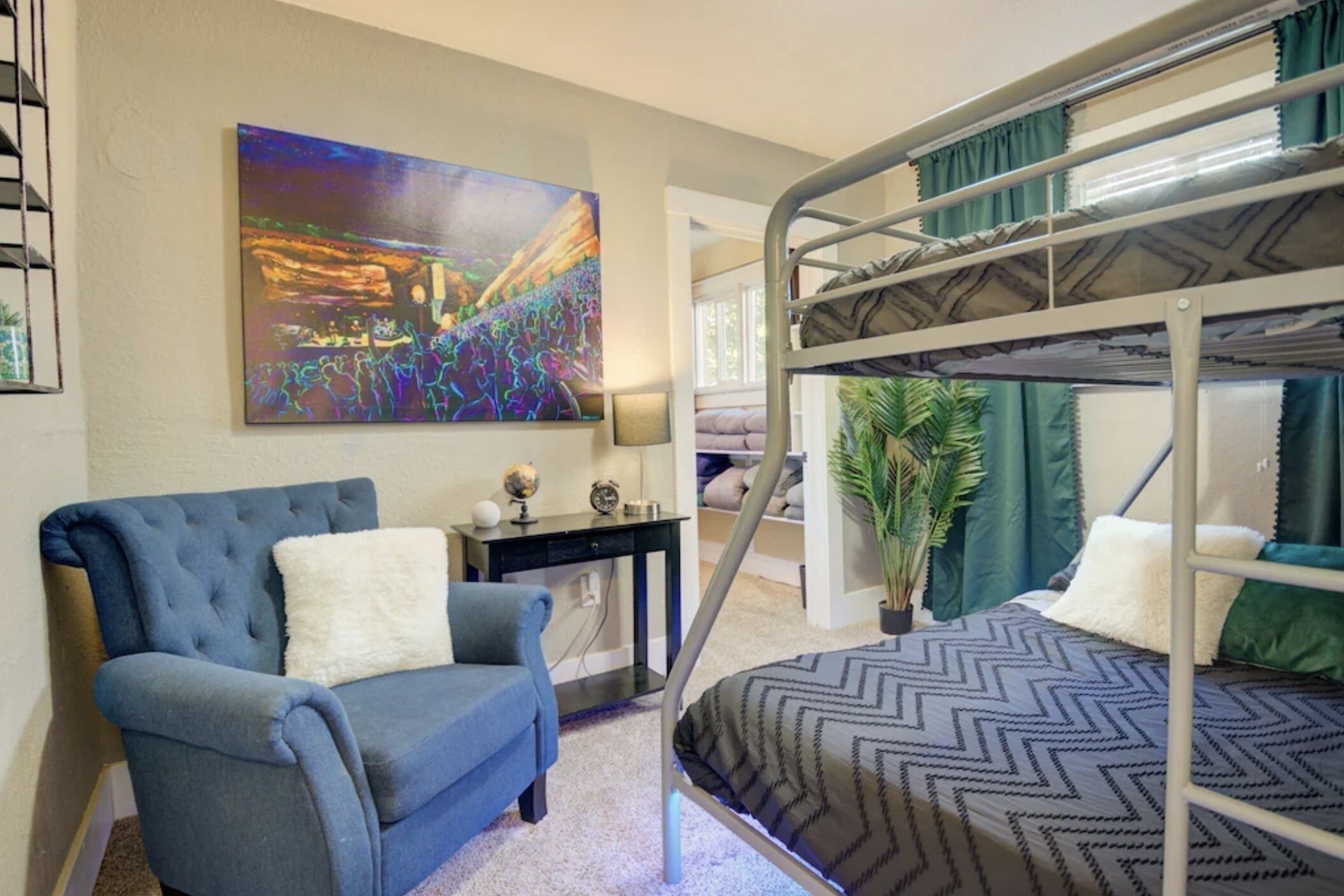 NEW! Lux Bach Retreat: Prime Location, 420ok! Sleeps 20