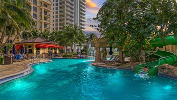 Lämmitetty uima-allas