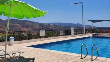 Studio | Zwembad | Een buitenzwembad