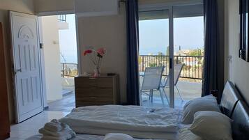 Studio | Fer et planche à repasser, Wi-Fi gratuit, draps fournis