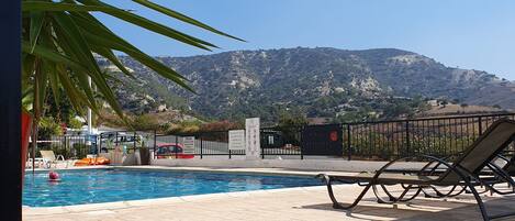 Studio | Uima-allas | Ulkouima-allas