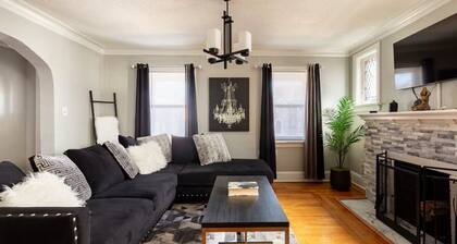 Loop Luxe in University City